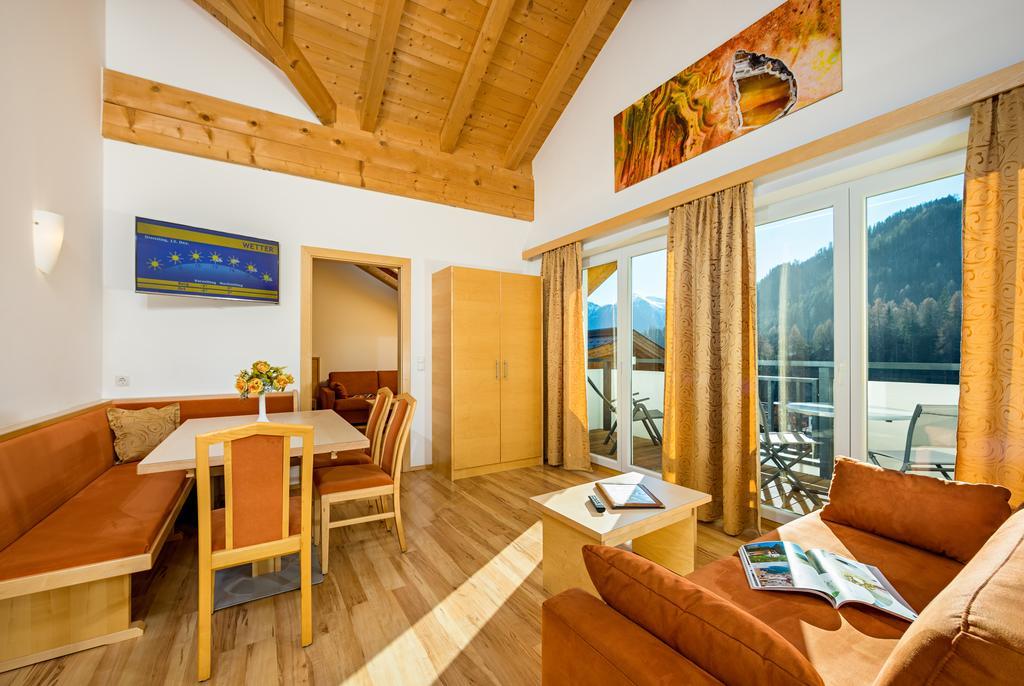 Aparthotel Alpendiamant Serfaus Wachter Gmbh Dış mekan fotoğraf