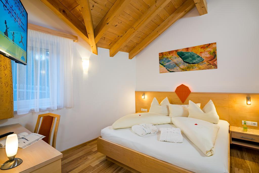 Aparthotel Alpendiamant Serfaus Wachter Gmbh Dış mekan fotoğraf